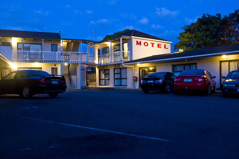 Middlemore Motel image 1